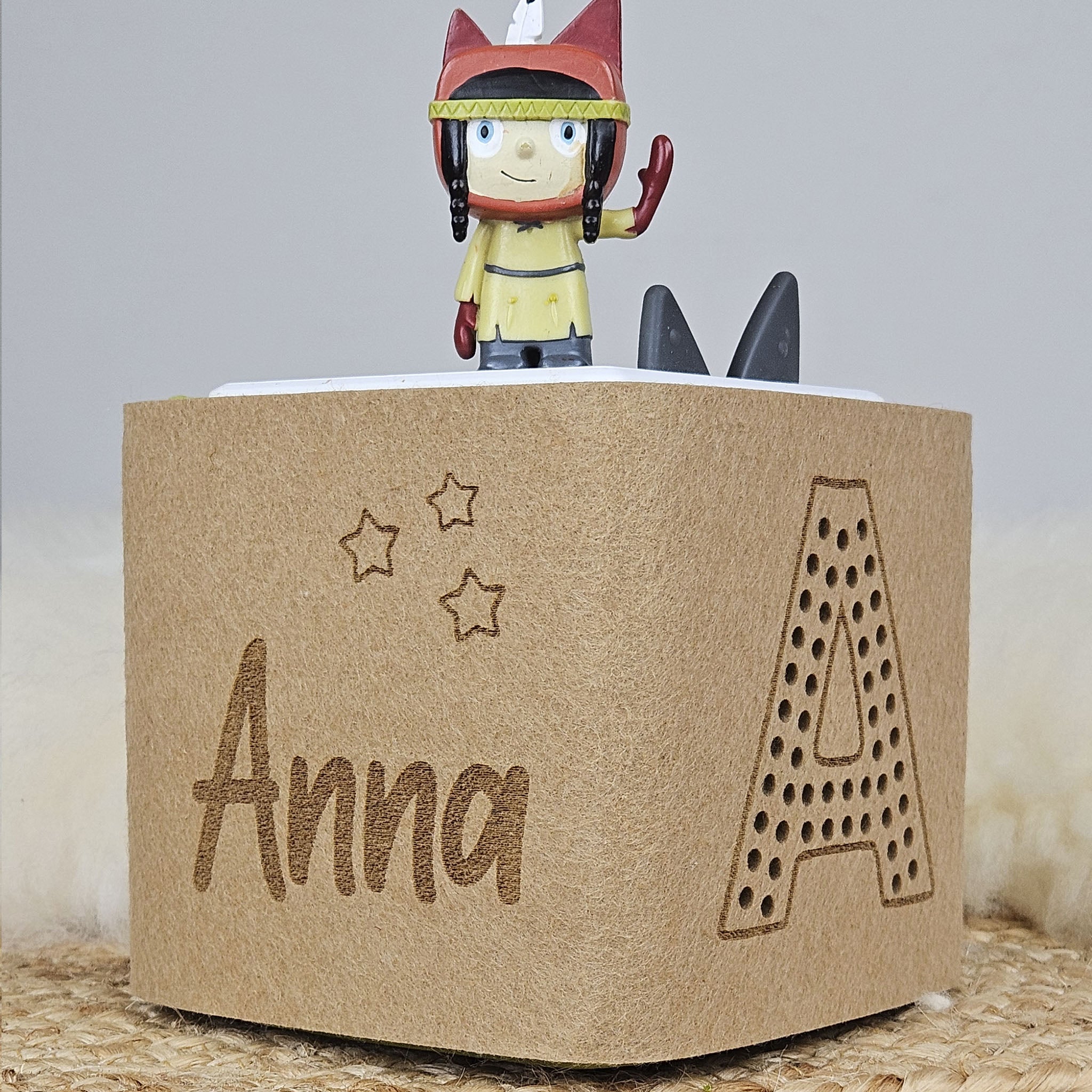 Personalisierte Tonieboxhülle, Schutzhülle für die Toniebox personalisiert, Farbwahl, Motivwahl, Wunschname, Akustiköffnung, Mädchen