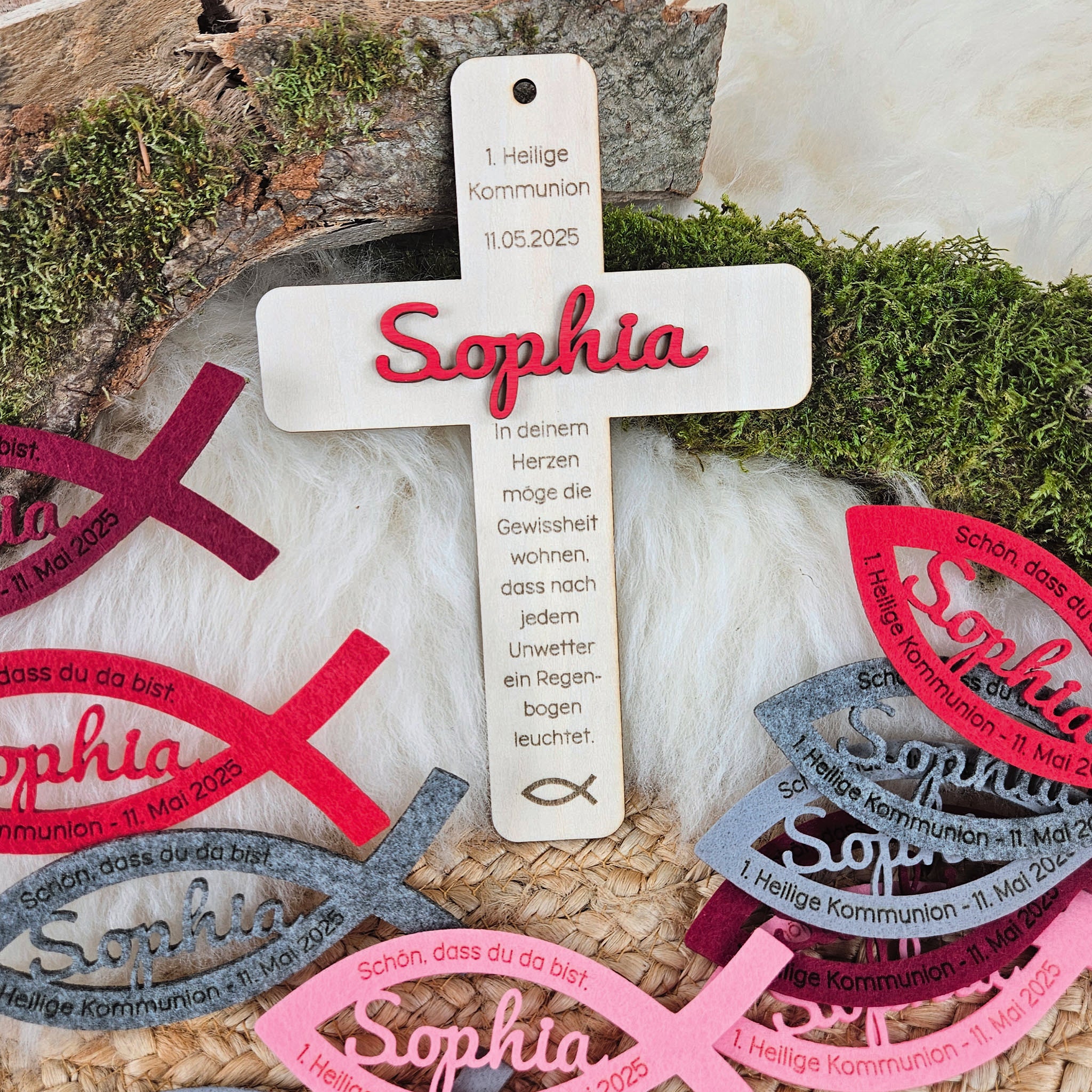 Personalisiertes Kreuz zu Taufe, Segnung - 3D Holzkreuz mit Namen (rot) & Wunschspruch