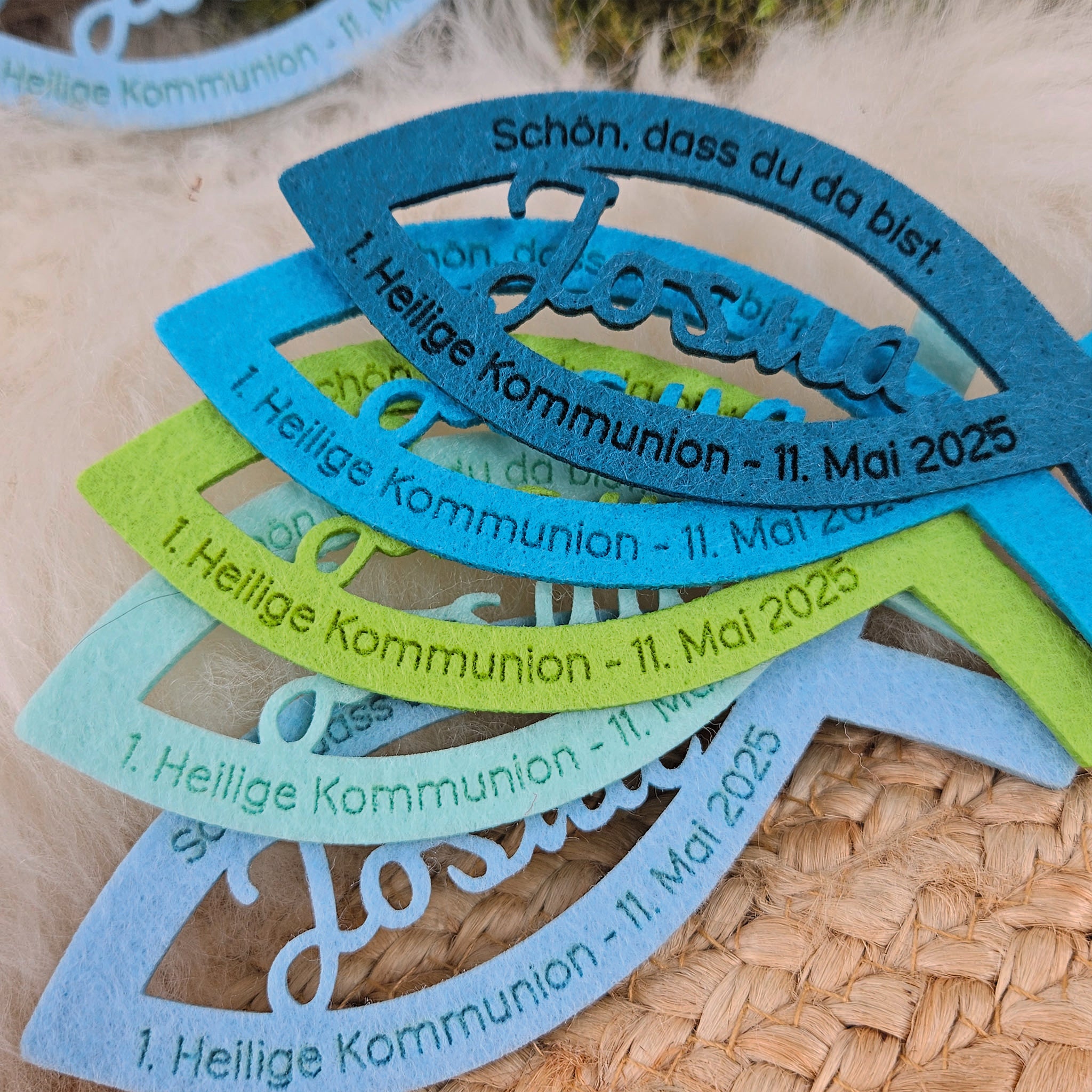 Personalisierte Tischdeko "große Fische" Blau-Grüntöne für Kommunion, Taufe, Konfirmation, Segnung