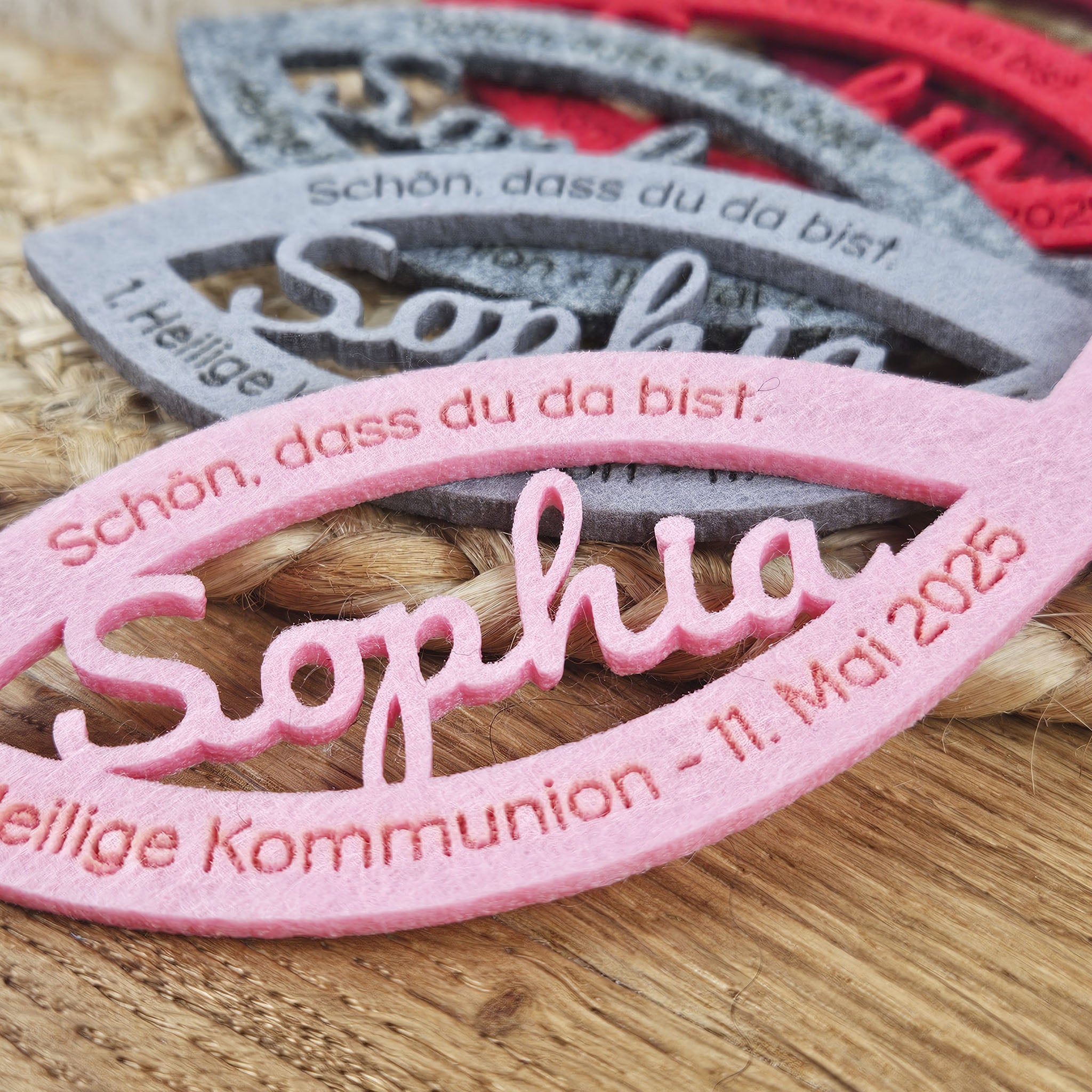 Personalisierte Tischdeko "große Fische" Rosa-Rot-Grautöne für Kommunion, Taufe, Konfirmation, Segnung