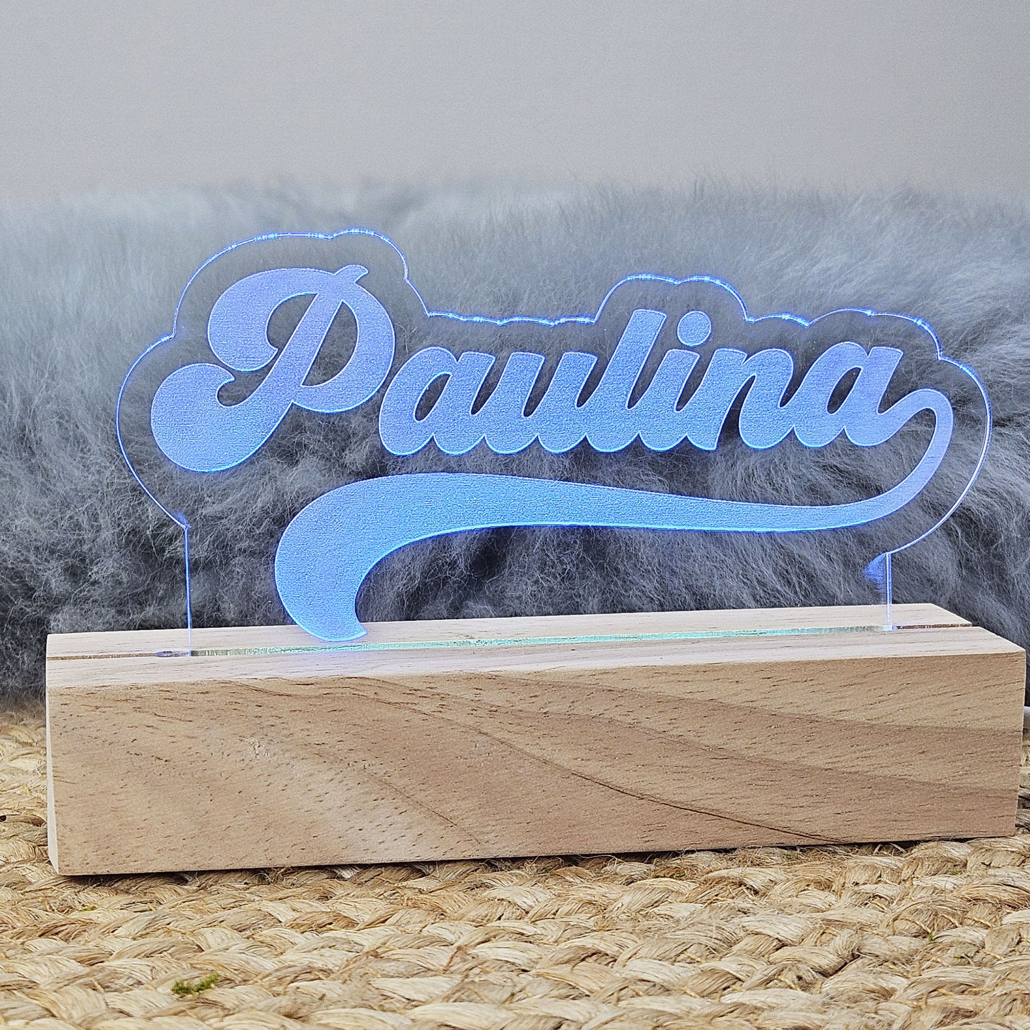 Personalisiertes Nachtlicht, 7 Farben und 2 Farbwechsel-Modi, LED Lampe mit Wunschname personalisiert, Nachtlampe