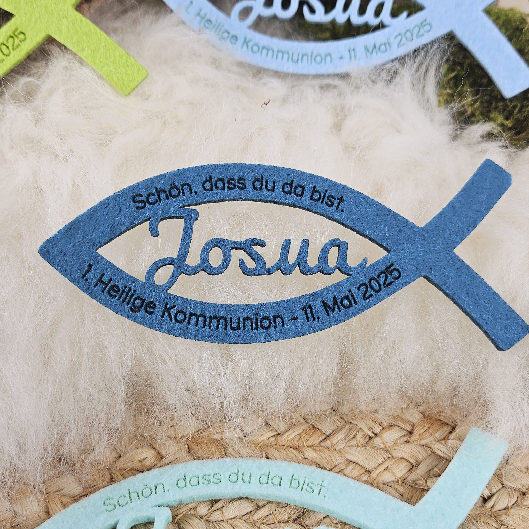 Personalisierte Tischdeko "große Fische" Blau-Grüntöne für Kommunion, Taufe, Konfirmation, Segnung