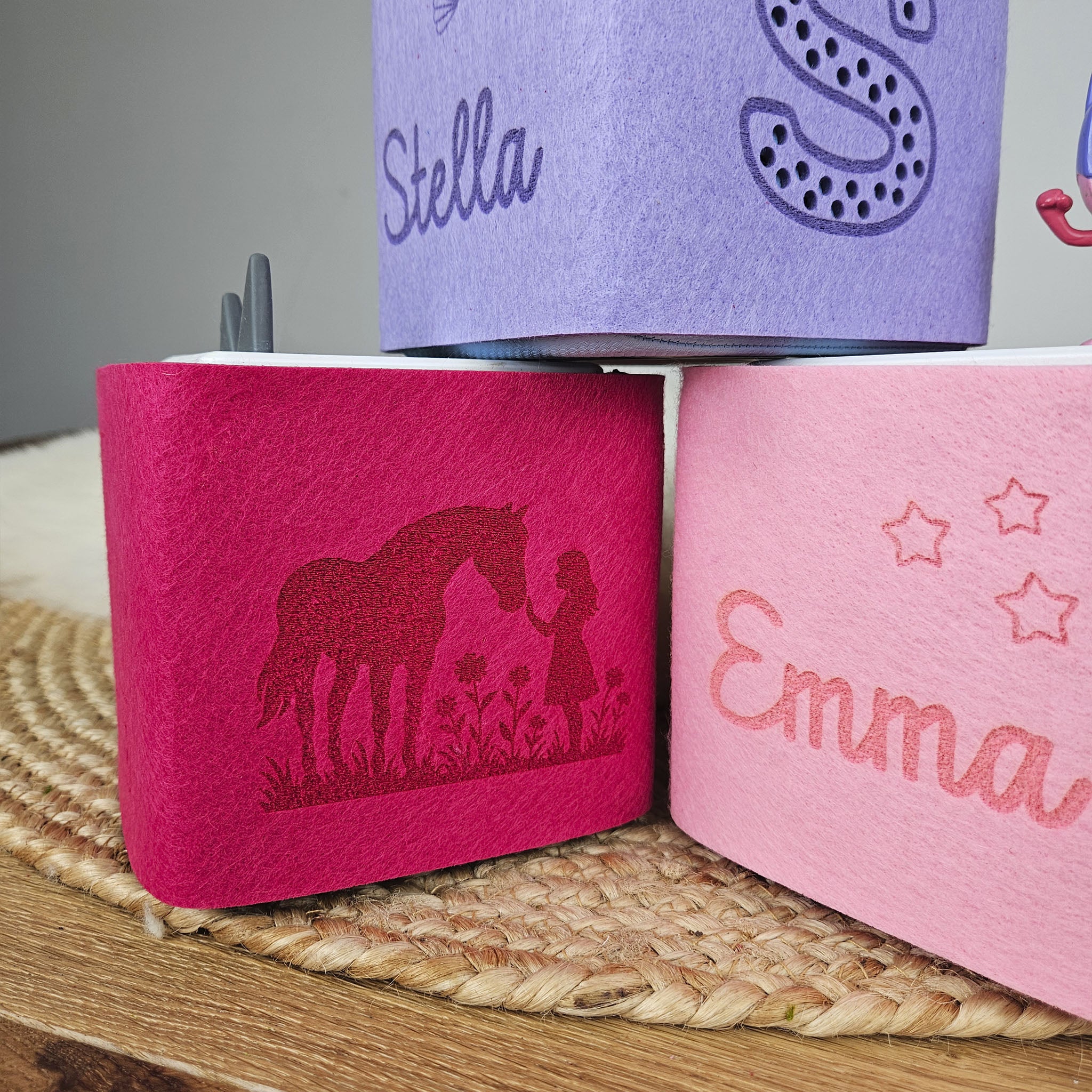 Personalisierte Tonieboxhülle, Schutzhülle für die Toniebox personalisiert, Farbwahl, Motivwahl, Wunschname, Akustiköffnung, Mädchen