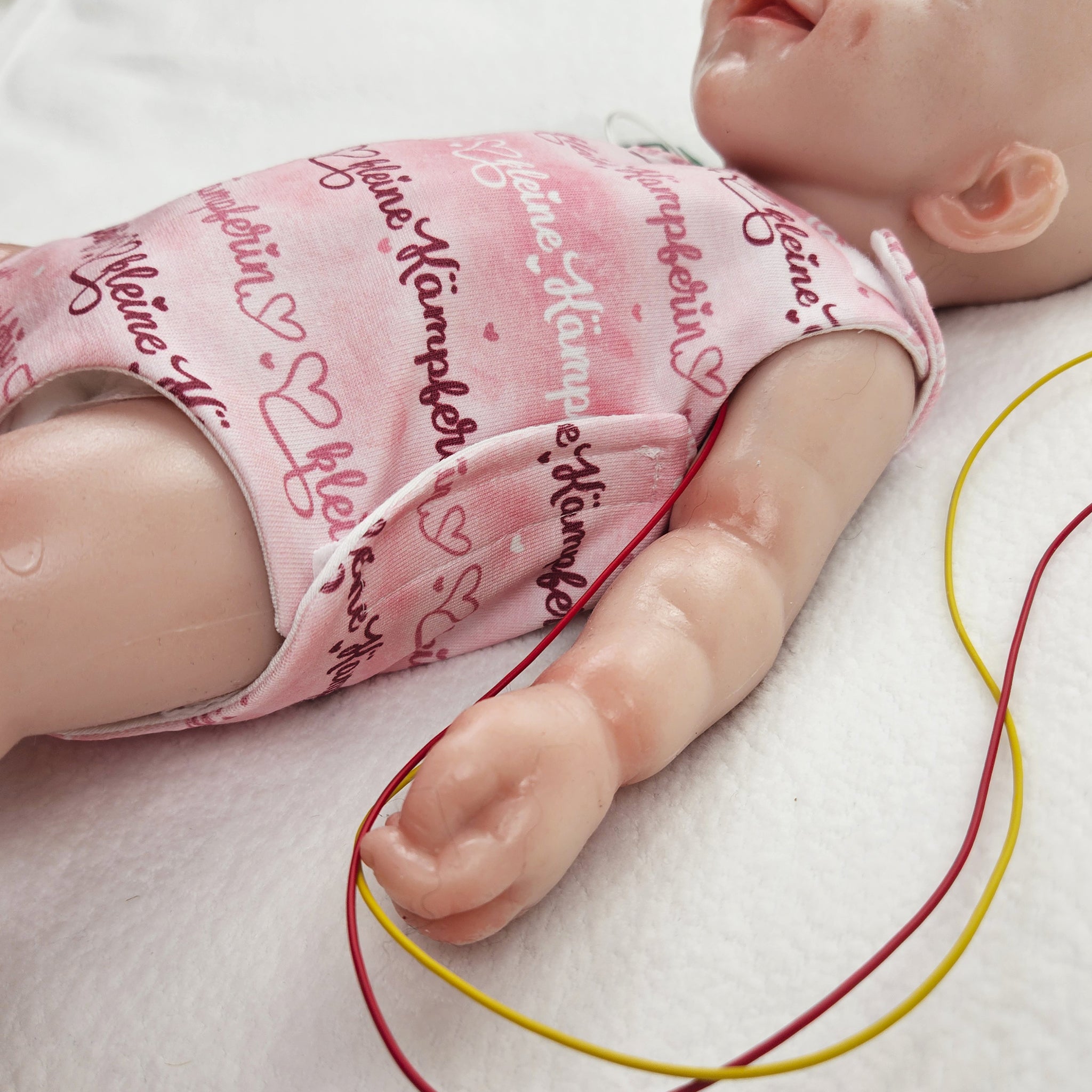 Adaptiver Frühchen Body "kleine Kämpferin"