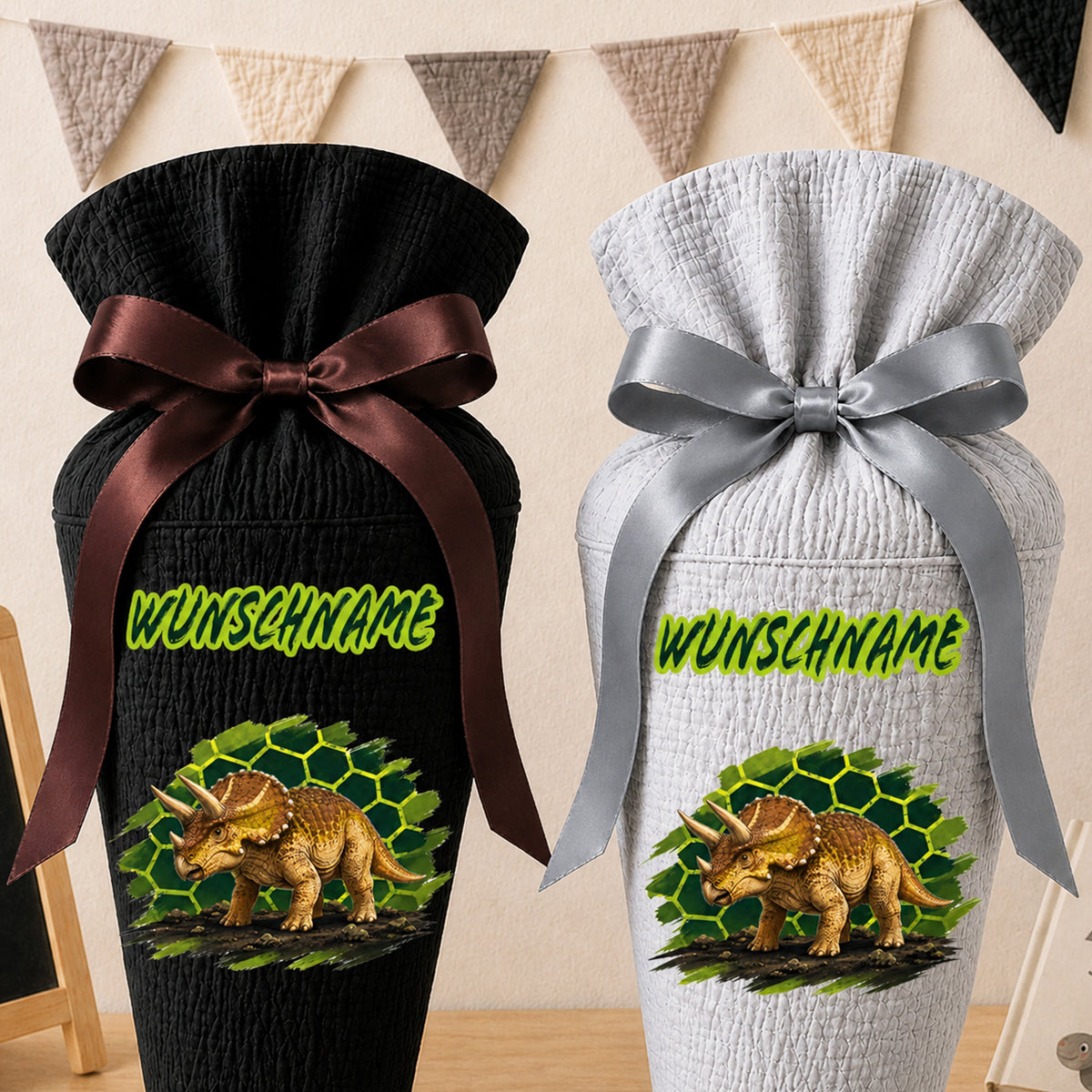 Schultüte Dinosaurier mit Wunschname, personalisierte Schultüte aus Stoff Musselin mit Name individualisierbar, 70cm (85-90cm), 20 Grundfarben wählbar