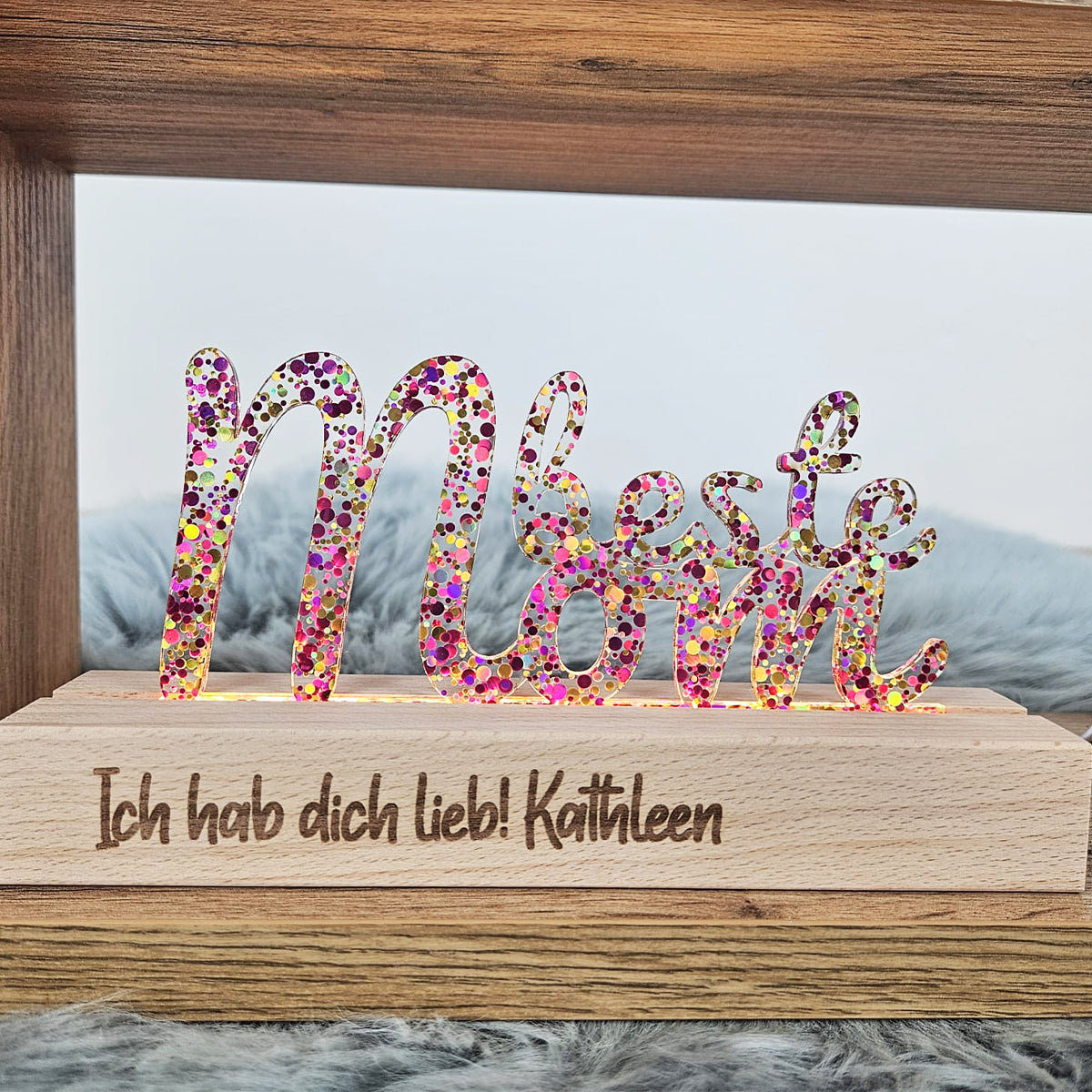 "Beste Mom" (beste Mama), personalisierte Tischlampe / Licht / Nachtlich Glitter-Konfetti gold, LED Lampe mit Wunschgravur