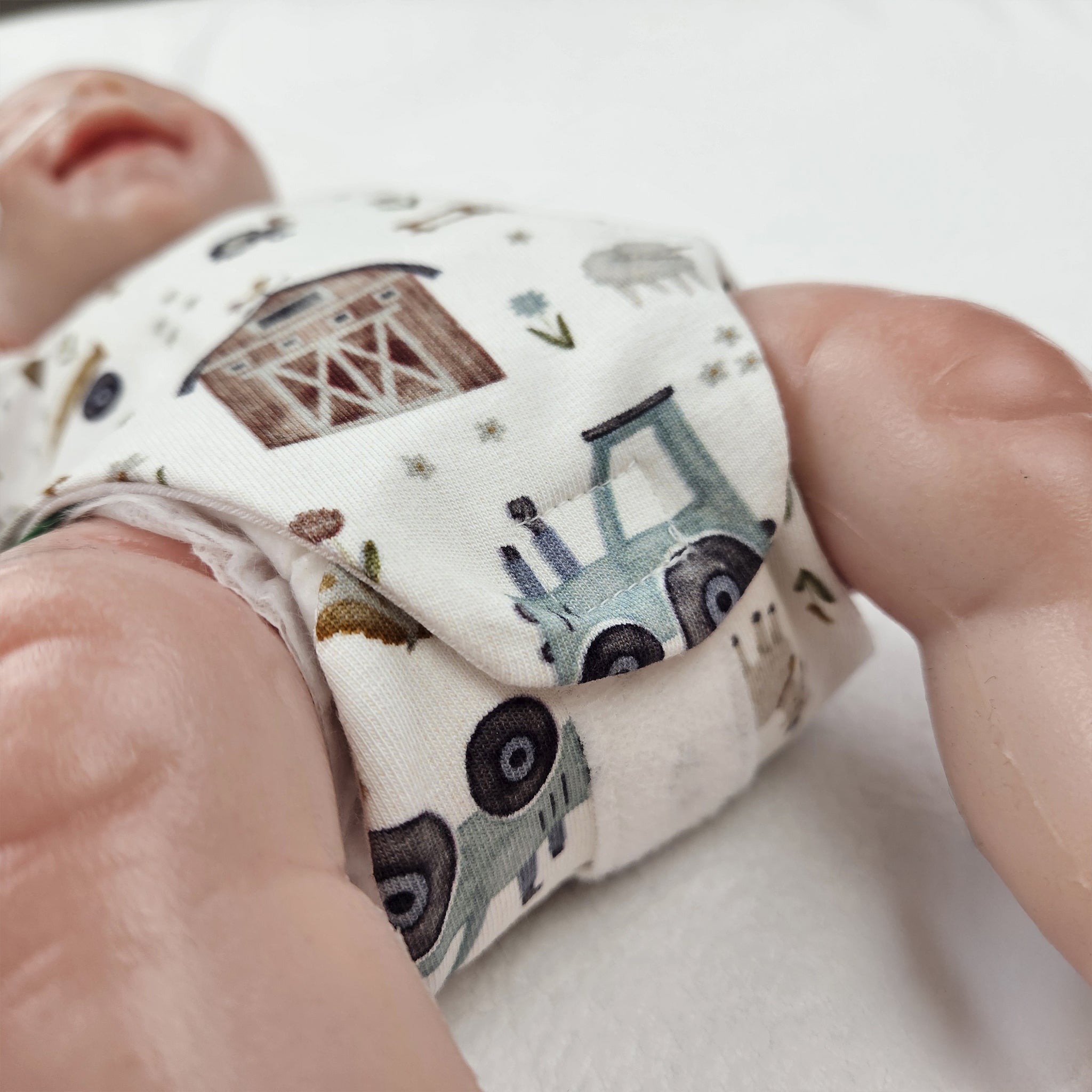 Adaptiver Frühchen Body "Bauernhof"