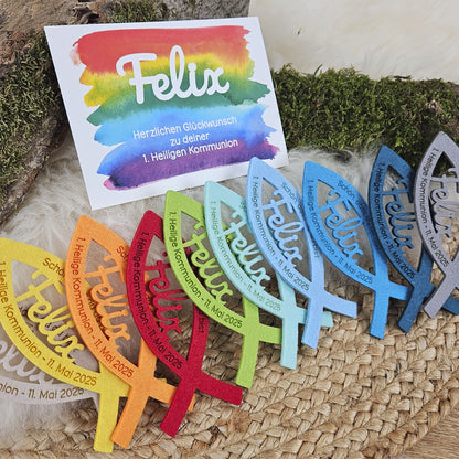 Personalisierte Tischdeko "große Fische" Regenbogenfarben (ohne rosa) für Kommunion, Taufe, Konfirmation, Segnung