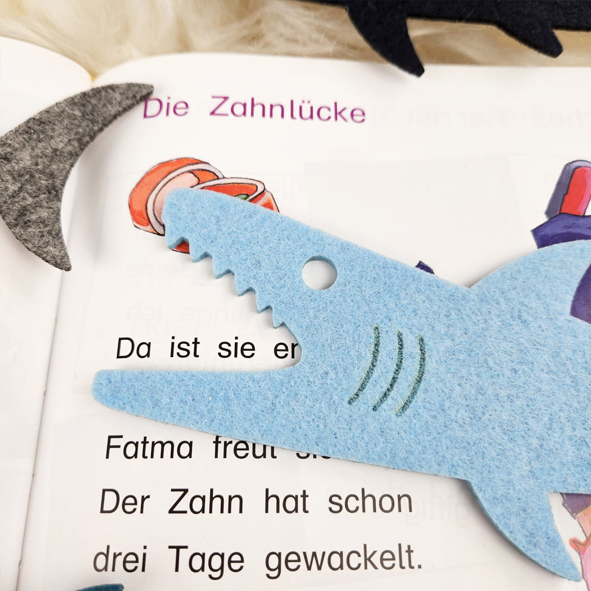 Große Lesehilfe Hai, Lesehai für Leseanfänger zum Schulstart, Lesepfeil Einschulung, Schultüte, Schulanfang Grundschule
