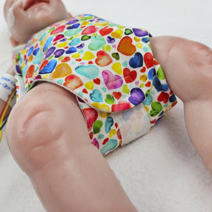 Adaptiver Frühchen Body "Regenbogen Herzen"