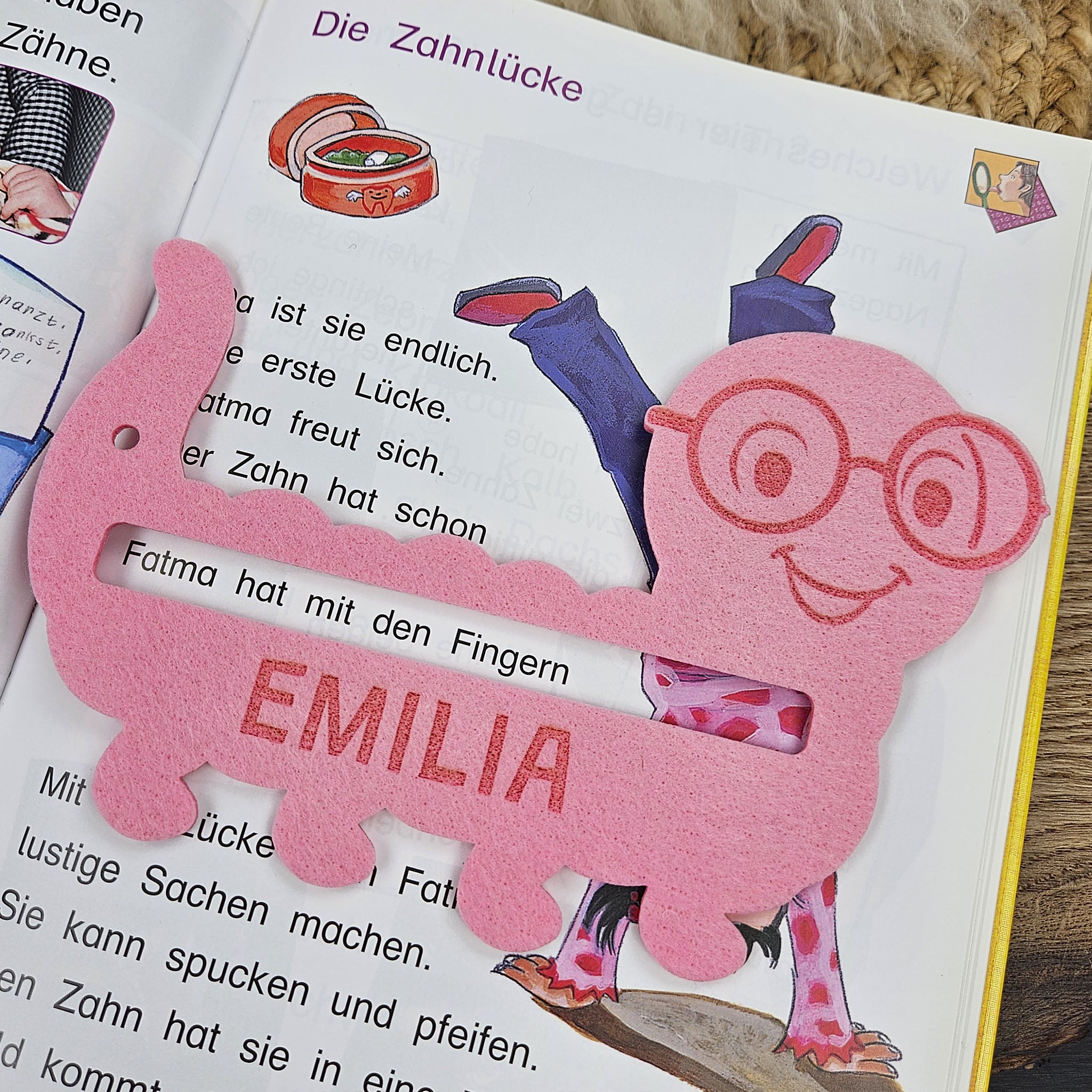 Personalisierte Lesehilfe "Bücherwurm" für Leseanfänger zum Schulstart, Einschulung, Schultüte, Schulanfang Grundschule
