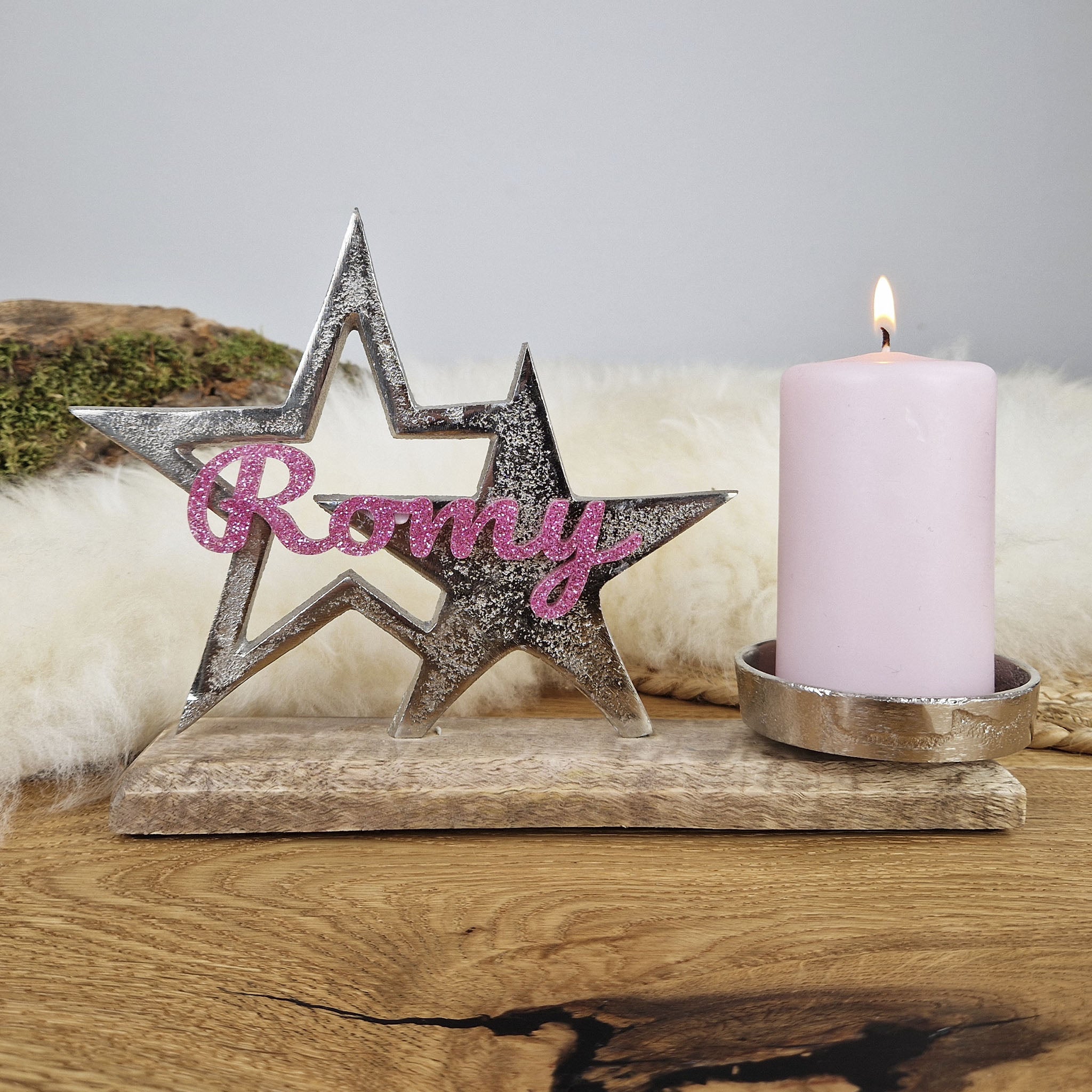 Personalisierter, großer Kerzenhalter "Sterne" mit rosa Schrift, Kerzenständer Taufkerze, Kommunionkerze Trauerkerze Sternenkind