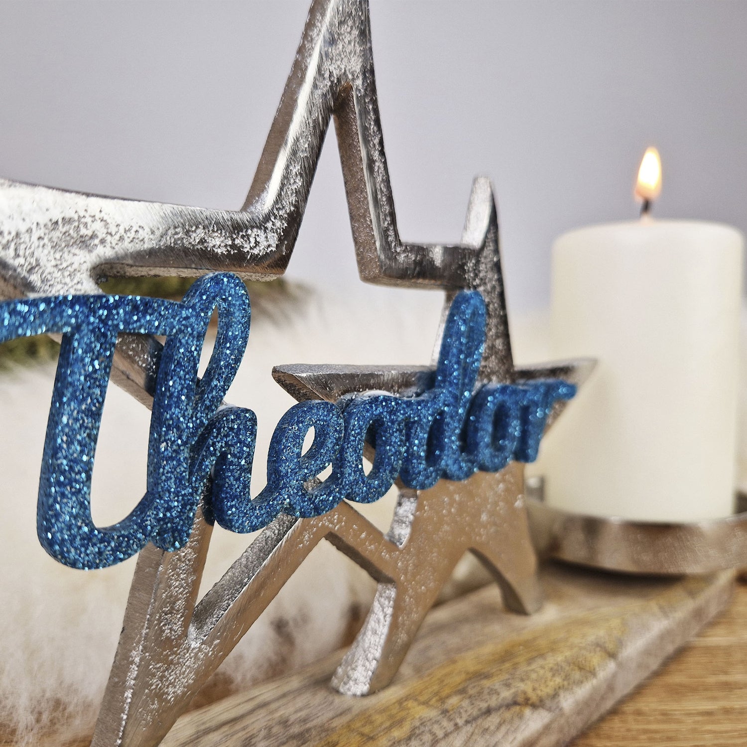 Personalisierter, großer Kerzenhalter "Sterne" mit türkisblauer Schrift, Kerzenständer Kommunionkerze, Taufkerze,Trauerkerze Sternenkind